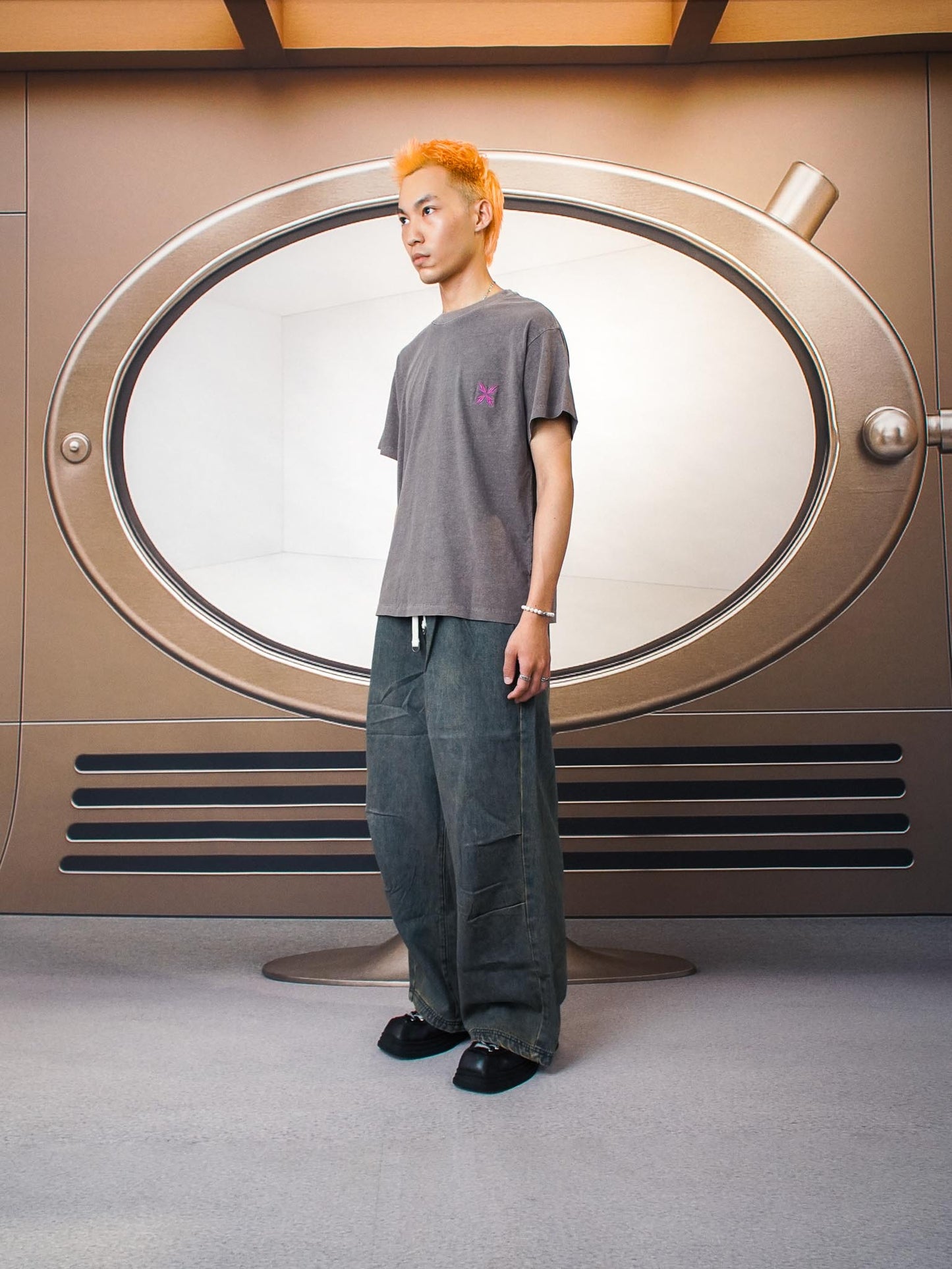 WBI 25SS EXO-判 / WBI E.X.O Rogue Mark TEE EXO-01