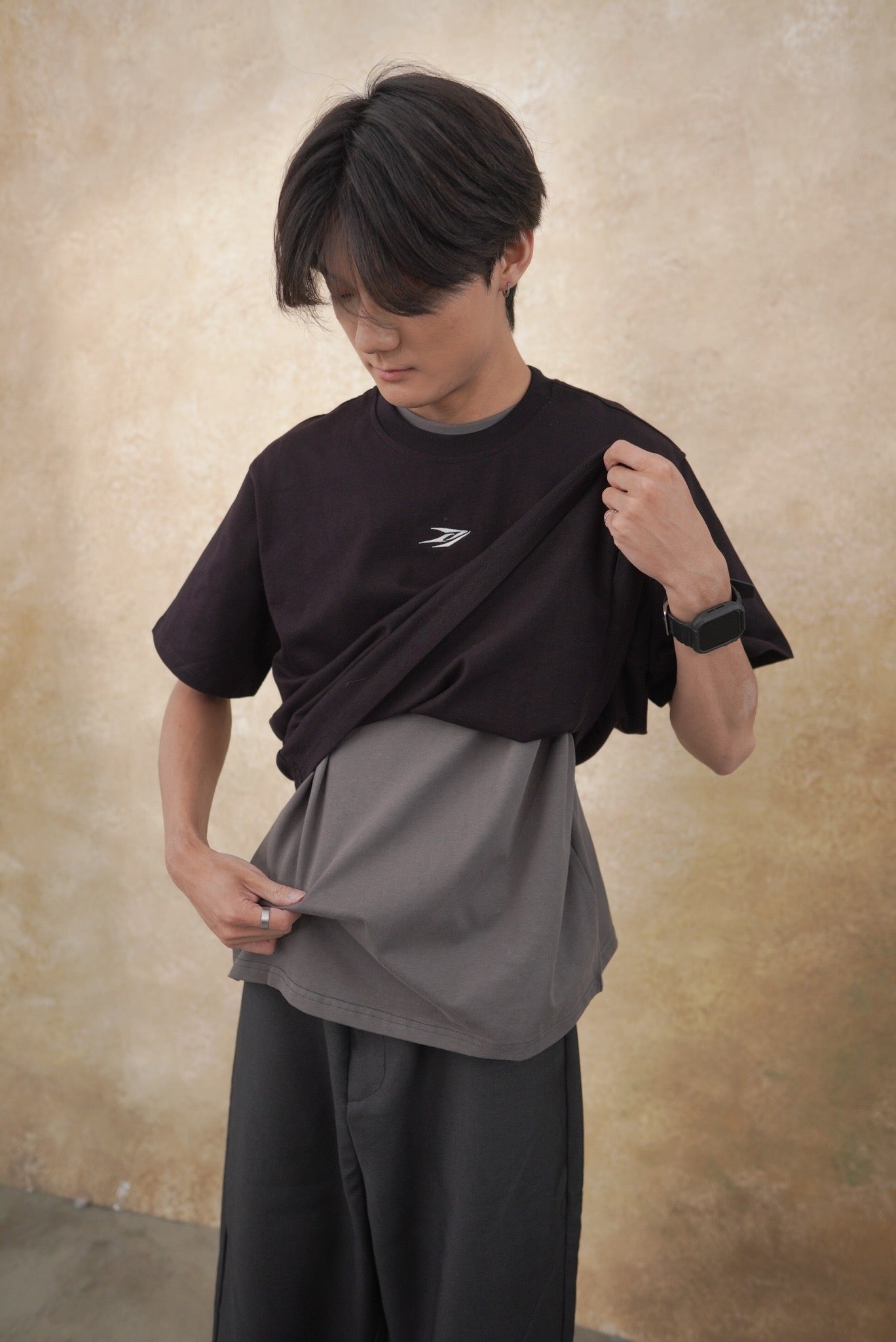 WL-01 / WBI Data Analysis Division Low-Key Loose-Fit Short-Cropped Tee