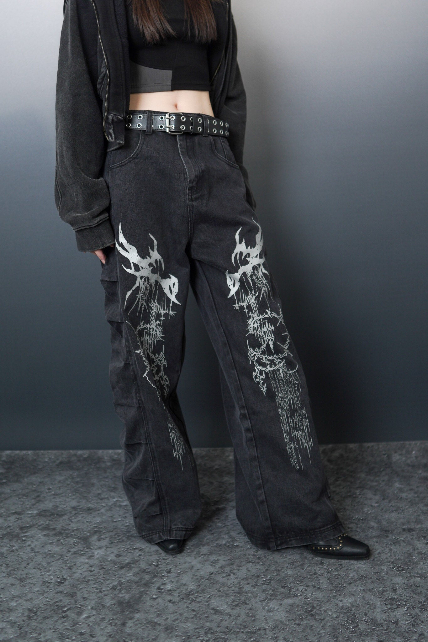 WBI 24SS EPD-01&nbsp; / WBI&nbsp; Black Denim Scimitar Spinal Pants