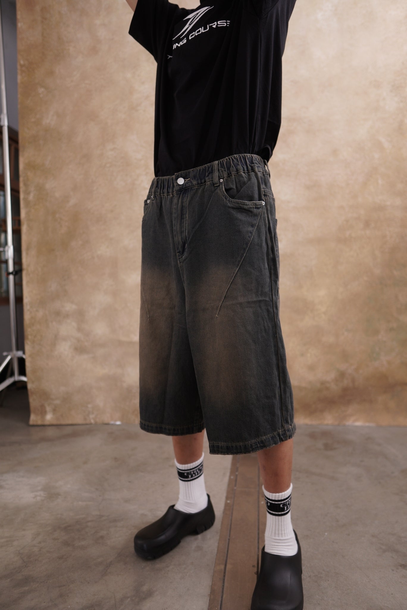 WP-01 / WBI Distressed Washed Shorts